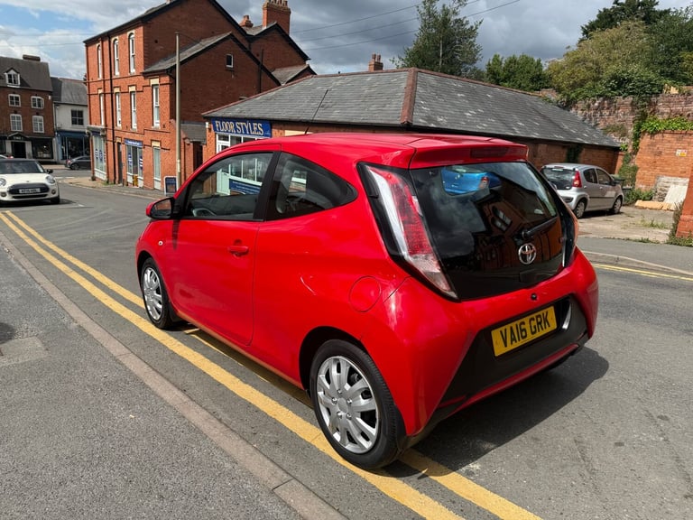 2016 Toyota AYGO 1.0 VVT-i X-Play 3dr HATCHBACK PETROL Manual