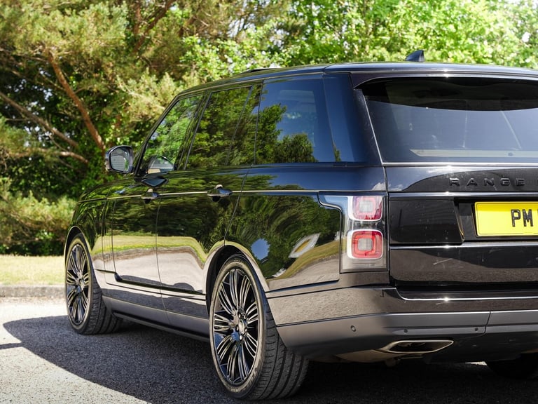  Land Rover Range Rover 5.0 P525 V8 Autobiography Auto 4WD Euro 6 (s/s) 5dr Petrol Automatic