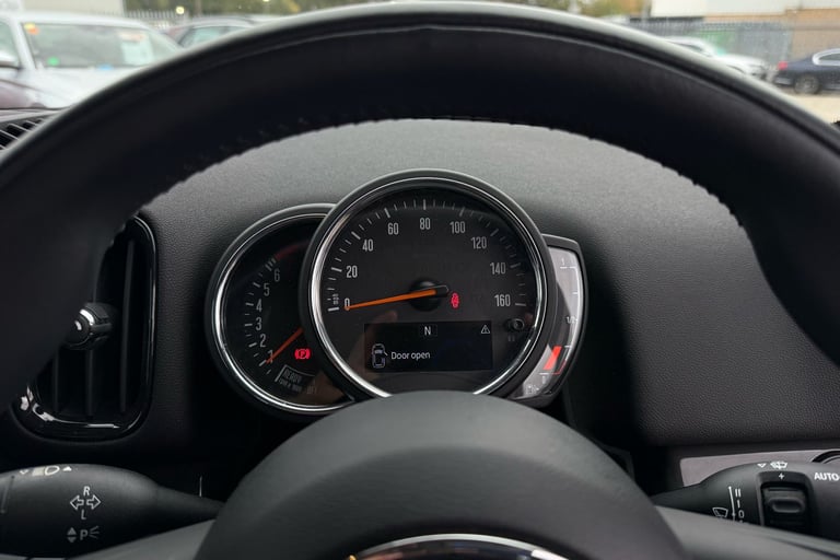2019 MINI Countryman 1.5 Cooper Classic 5dr [Comfort Pack] Hatchback PETROL Manual