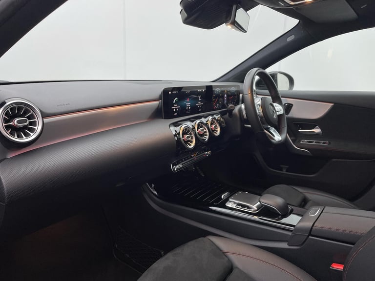 2019 Mercedes-Benz A-Class 1.3 A200 AMG Line (Premium Plus) Hatchback 5dr Petrol 7G-DCT Euro 6 (s...