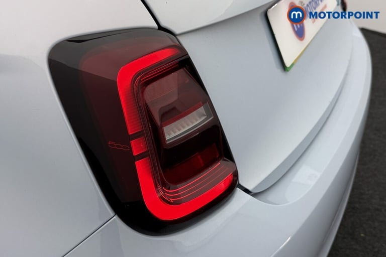 2022 Fiat 500 87kW Icon 42kWh 3dr Auto Hatchback Electric Automatic