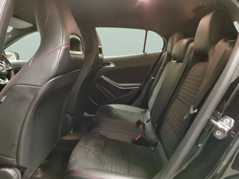 2019 Mercedes-Benz GLA GLA 180 AMG Line Edition 5dr Auto ESTATE PETROL Automatic