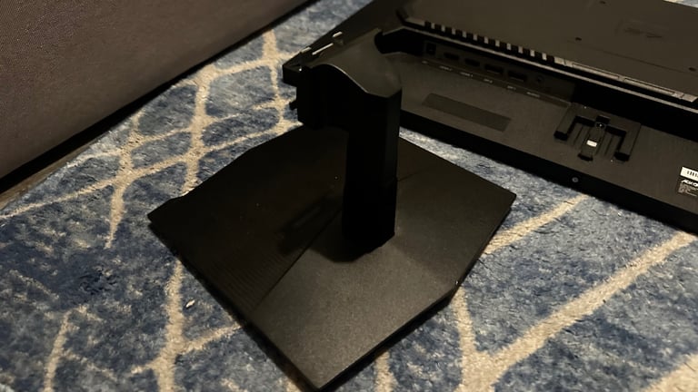 Gaming aoc monitor27 inch  with keyboard and mouse 