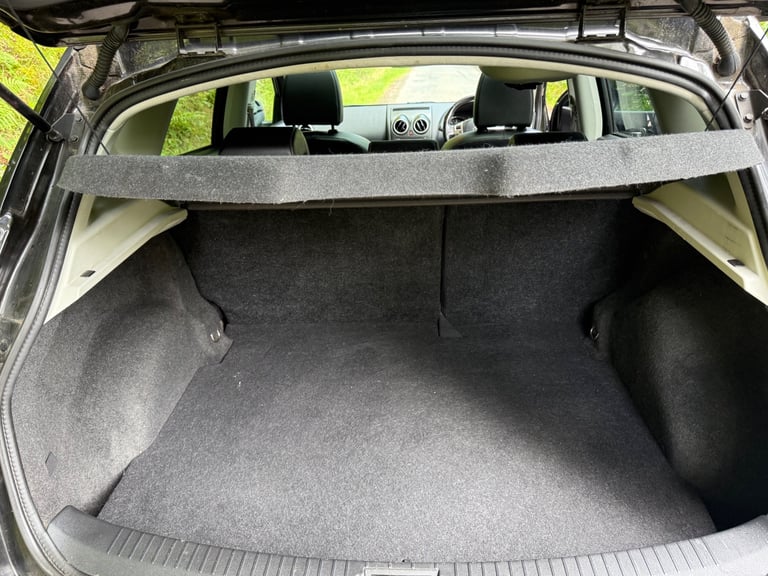 Nissan, QASHQAI, Hatchback, 2013, Manual, 1461 (cc), 5 doors