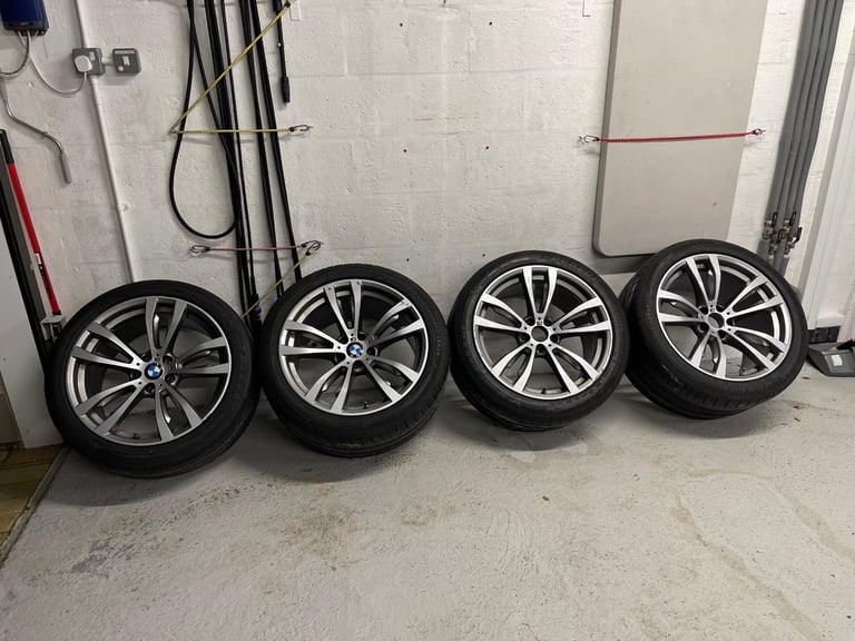 BMW X6/X5 wheels with tyres