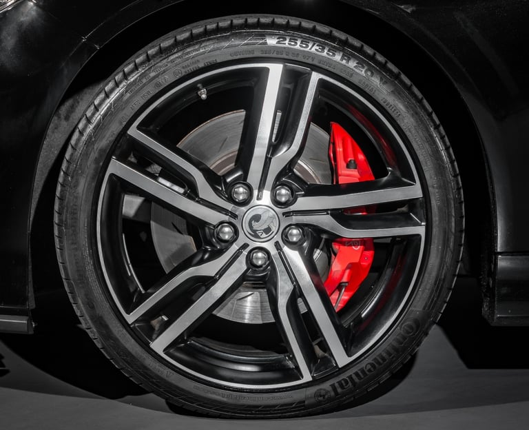 18 HSV Maloo R8 LSA 6.2 Supercharged- Manual (576ps)- Vauxhall VXR8- Monaro- UTE