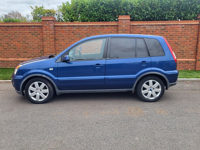 Automatic ford fusion 1.6 + 1 yr mot . RECENT CAMBELT 