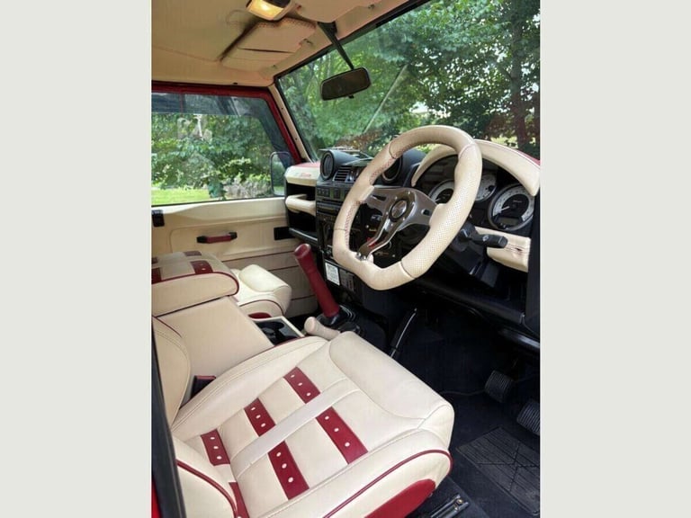 2015 Land Rover Defender XS Hard Top TDCi [2.2] PANEL VAN DIESEL Manual