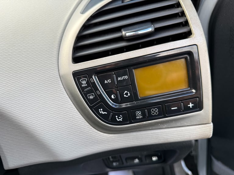 2010 Citroen C4 Picasso 1.6 HDi Exclusive 5dr EGS6 MPV Diesel Automatic