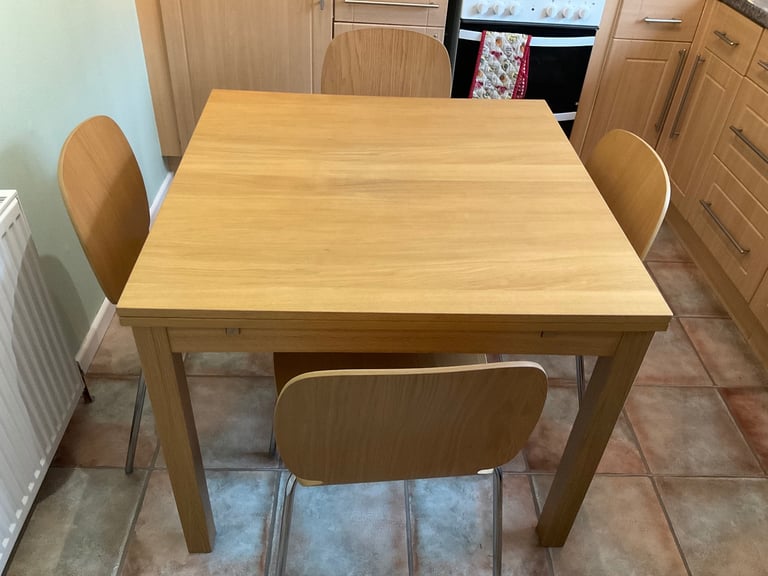 Ikea Extendable table with chairs GONE PENDING COLLECTION