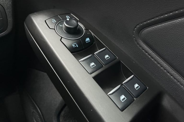 2025 Ford Focus 1.0 EcoBoost Hybrid mHEV ST-Line X 5dr HATCHBACK PETROL Manual