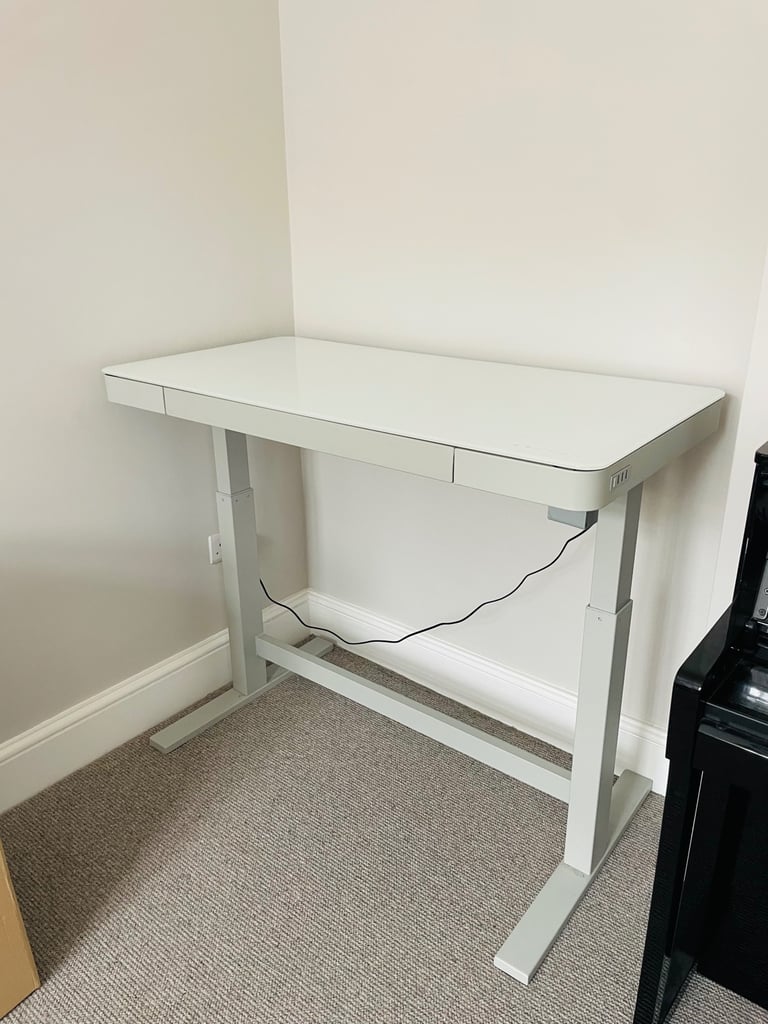 Tresanti Adjustable Height Office Desk