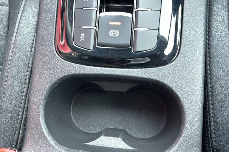  MG Gs 1.5 Tgi Exclusive Suv 5dr Petrol Manual Euro 6 s/s 160 Ps Petrol