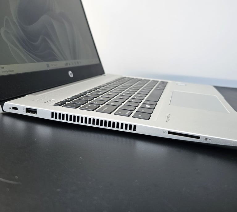 HP ProBook 440 G7 i7 10th gen 16GB Ram 256GB SSD + 500GB SSHD Laptop / UltraBook Notebook not envy