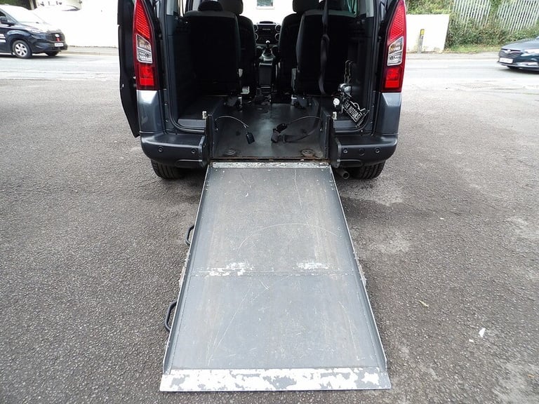 2015 Citroen Berlingo Multispace 1.6 HDi 90 XTR 5dr MPV DIESEL Manual