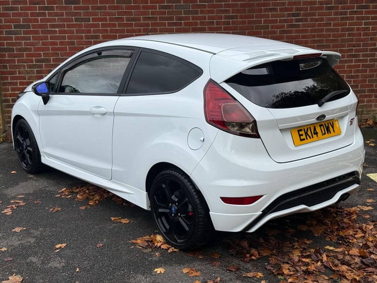 FORD FIESTA 1.6 T EcoBoost ST-2 2014