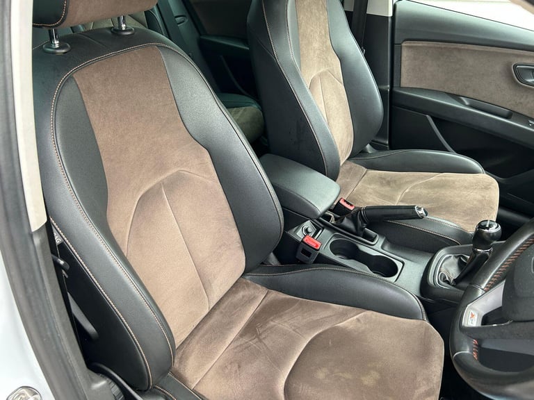 SEAT LEON 2.0 TDI X-PERIENCE SE Technology 2015
