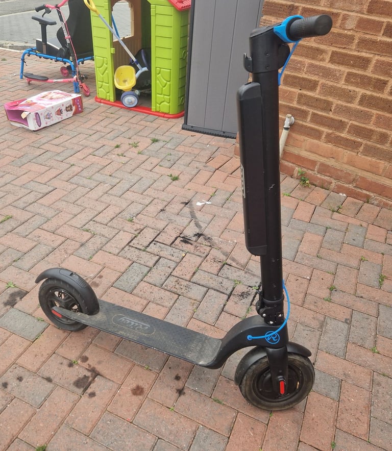 Riley electric scooter