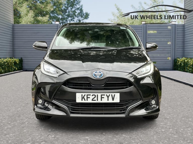2021 Toyota Yaris 1.5 VVT-h Design E-CVT Euro 6 (s/s) 5dr HATCHBACK Petrol/Electric Hybrid Automatic