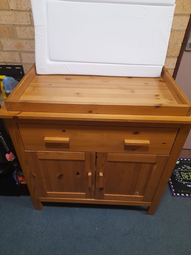 image for Changing table 