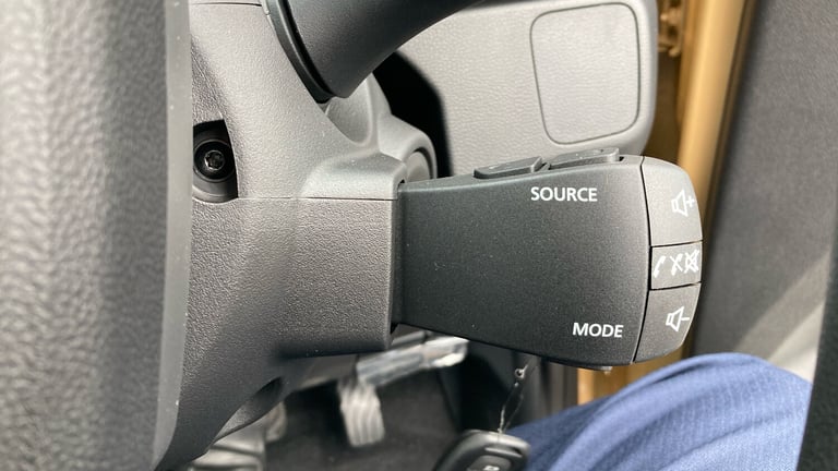 2025 Dacia Spring 27kWh Expression 65 48kW 5dr Auto Electric Hatchback Hatchback Electric Automatic