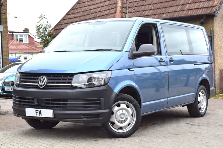 2019 Volkswagen Transporter Shuttle 2.0 TDI BlueMotion Tech S FWD SWB Euro 6 (s/s) 5dr MPV Diesel...