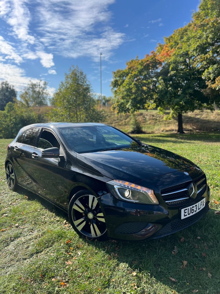 image for MERCEDES-BENZ A200 SPORT 2014