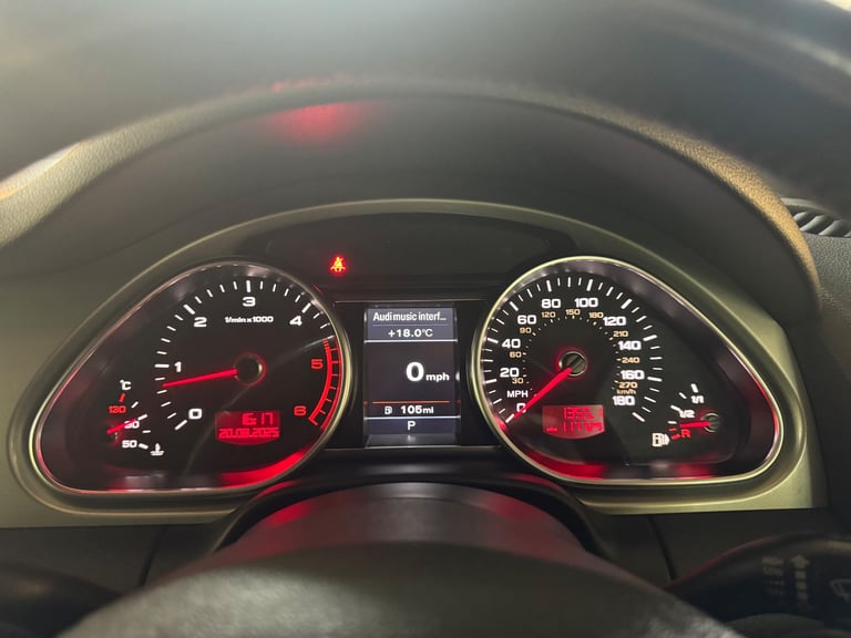 AUDI Q7 3.0 TDI QUATTRO S-LINE 7 SEATER~8 SPEED AUTOMATIC~LOW MILES