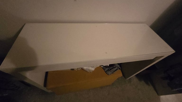 Ikea malm dressing table 