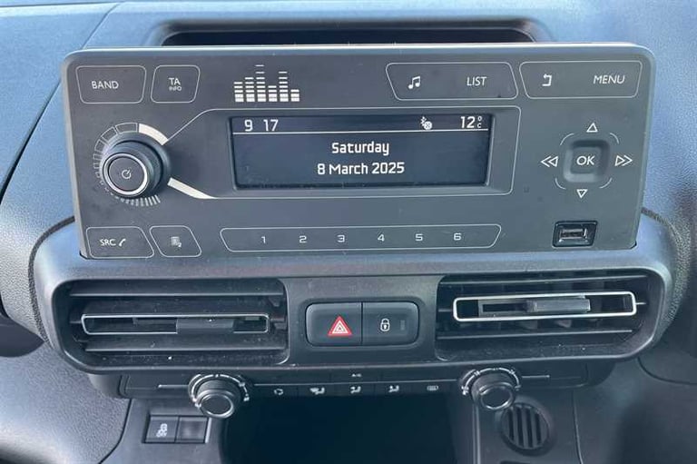 2022 Vauxhall Combo Life 1.5 Turbo D Edition 5dr MPV DIESEL Manual