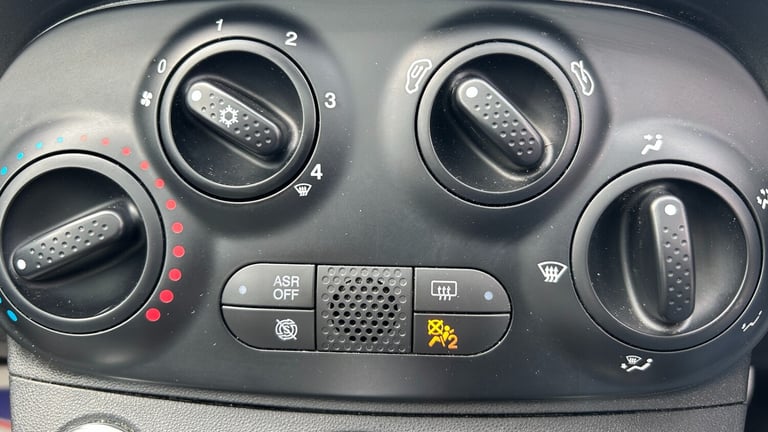 2018 Fiat 500 1.2 Lounge 3dr HATCHBACK Petrol Manual