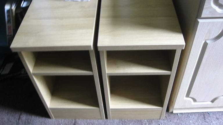 PAIR MATCHING MODERN BEDSIDE TABLES. IN GOOD ORDER. VIEWING - COLLECTION