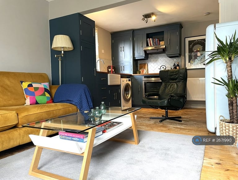 2 bedroom house in North Road, Tollesbury, Maldon, CM9 (2 bed) (#2671990)