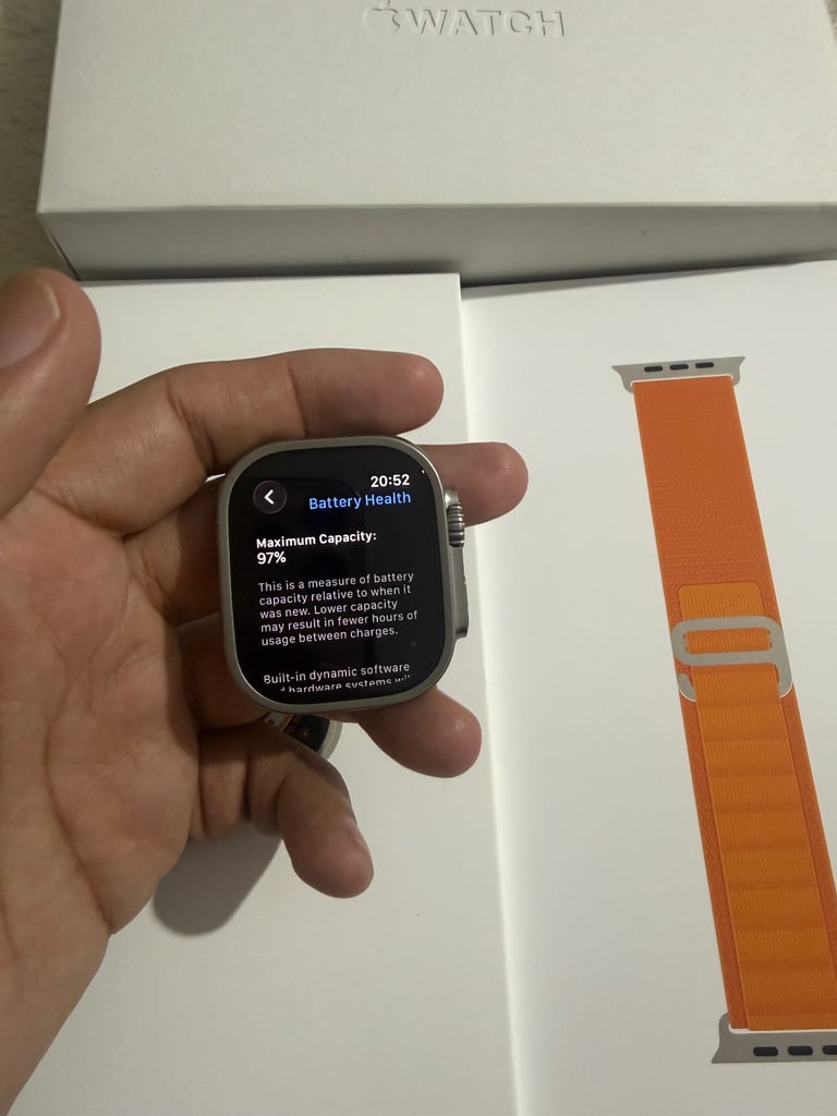 Apple Ultra Watch 49mm is in Excellent Condition 