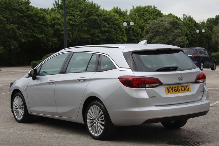 2016 Vauxhall Astra 1.6 Astra Elite Nav CDTi Auto 5dr Estate Diesel Automatic