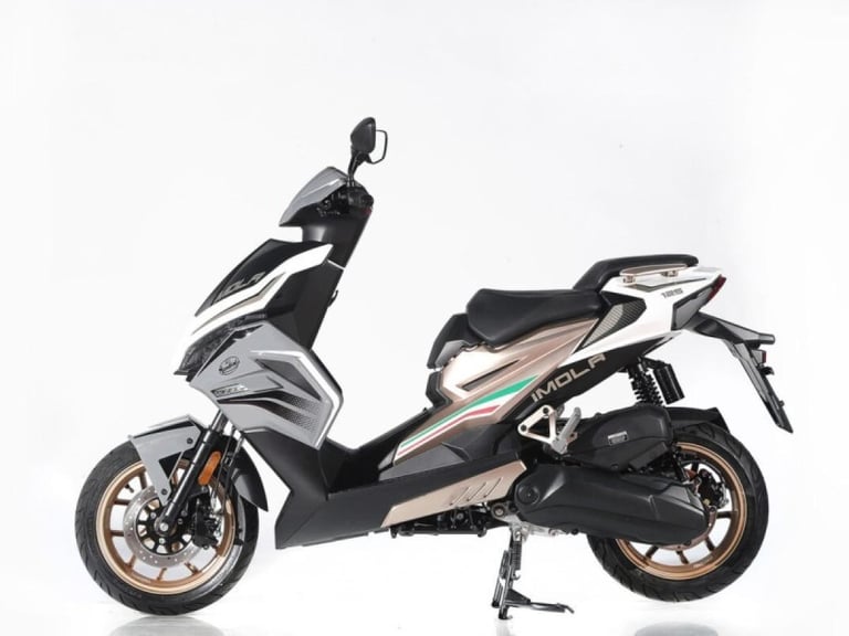 Mondial Imola 125cc scooter gret value and modern looks choice of colours