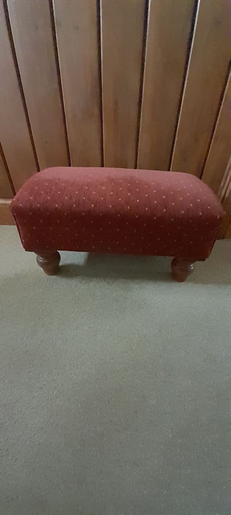 footstool  ( dark Red )
