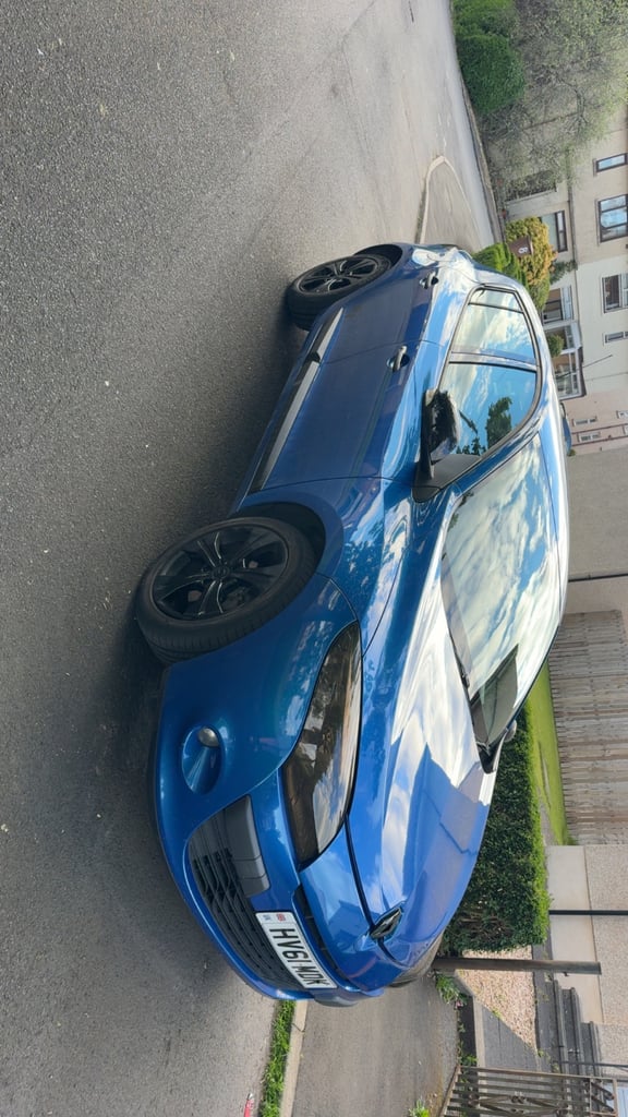 Renault, MEGANE, Hatchback, 2011, Manual, 1870 (cc), 5 doors
