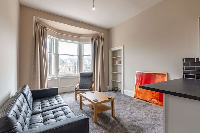  Fantastic, 3 bedroom, HMO flat on Leith Walk – available soon
