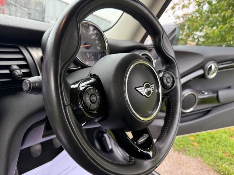 2019 MINI Hatch 1.5 Cooper Exclusive Euro 6 (s/s) 3dr HATCHBACK Petrol Manual