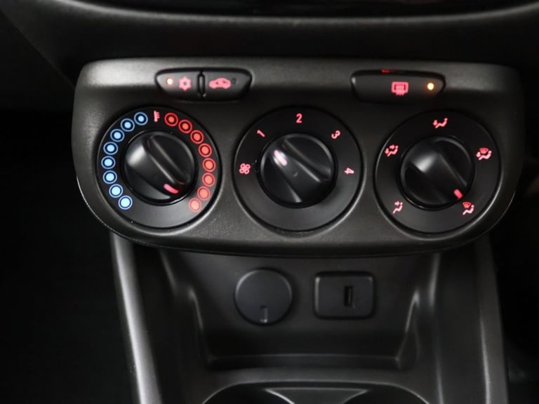 2019 Vauxhall Corsa 1.4 SRi Nav 5dr HATCHBACK PETROL Manual