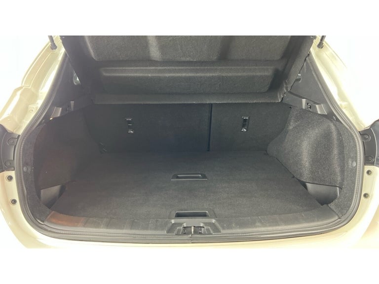  Nissan Qashqai 1.3 Dig T N Motion Suv 5dr Petrol Manual Euro 6 s/s 140 Ps
