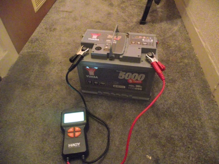 HALFORDS HSB096 CAR BATTERY 4 MONTHS OLD