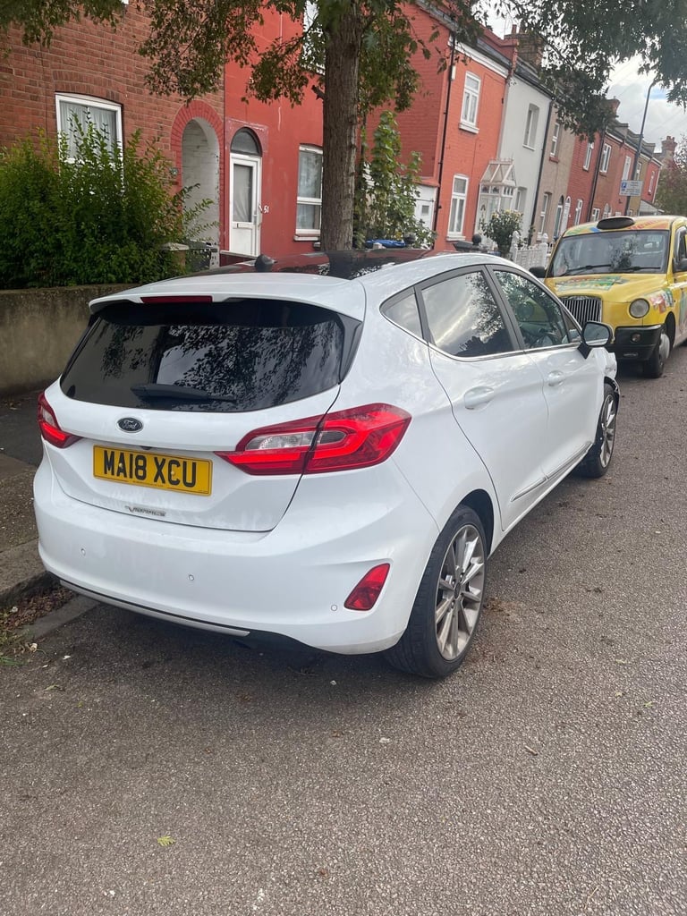 Ford, FIESTA VIGNALE, Hatchback, 2018, Damaged Salvage Repairable 2 owners,