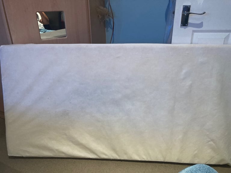 Wooden toddler bed & mattress