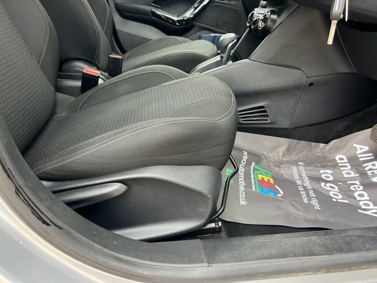 2018 Peugeot 208 1.2 PureTech Allure Hatchback 5dr Petrol EAT Euro 6 (s/s) (110 ps) Hatchback Pet...