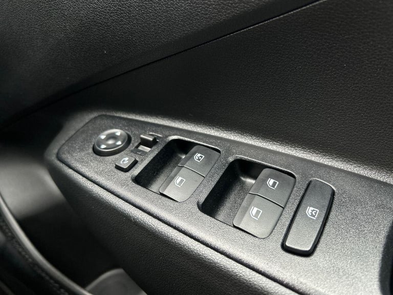 2024 Hyundai i10 1.0 Premium Hatchback 5dr Petrol Auto Euro 6 (s/s) (63 ps) Hatchback PETROL Auto...