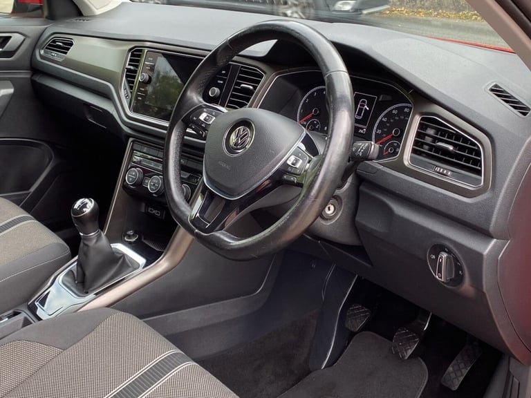 2018 Volkswagen T-Roc 1.0 TSI SE 5dr HATCHBACK PETROL Manual