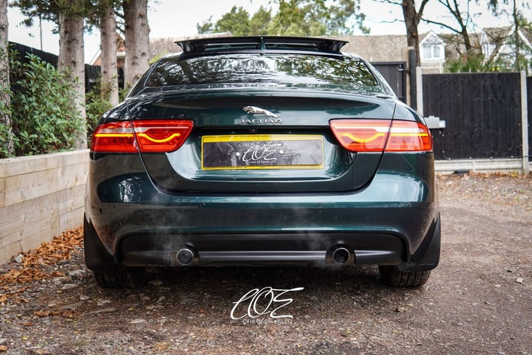 2016 Jaguar XE 2.0 XE R-Sport i Auto 4dr Saloon Petrol Automatic