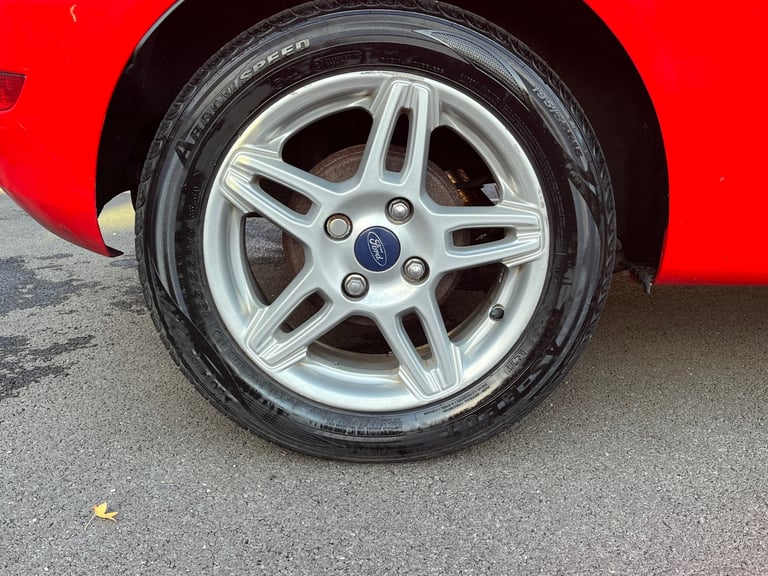 Ford, FIESTA, Hatchback, 2014, Manual, 1241 (cc), 3 doors